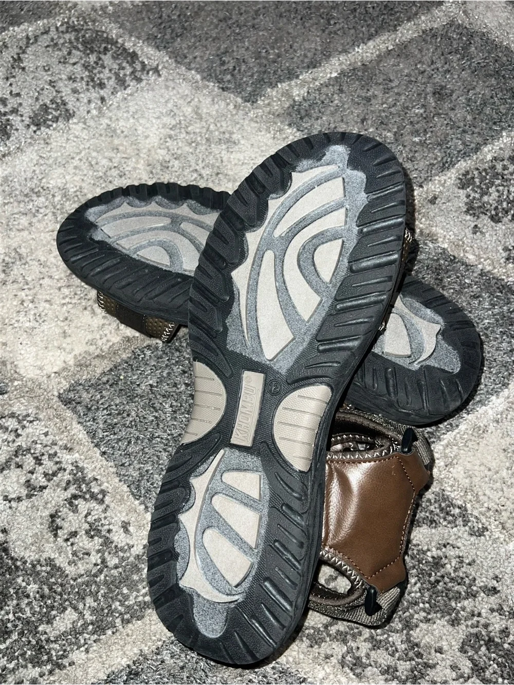Khombu Men's Walport comfort sandals in brown multiple adjustable straps